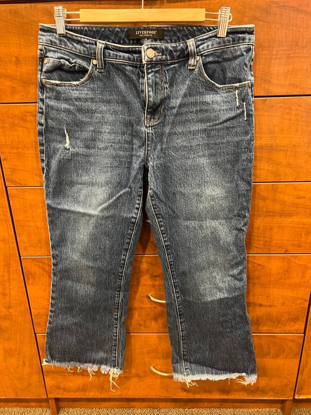 Liverpool Women’s Straight Jeans in Dark Blue with Frayed Hem